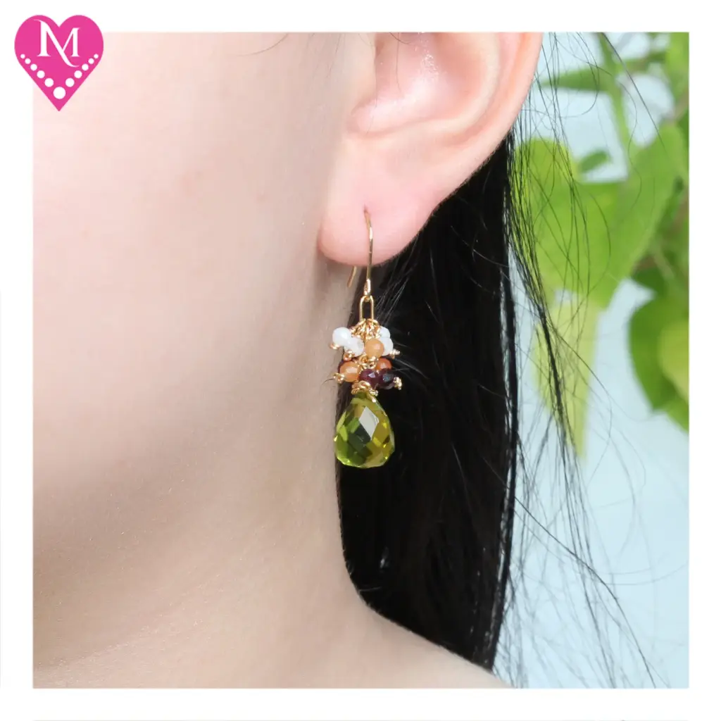 Peridot Crystals, Garnet, Moonstone & Carnelian